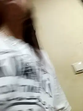 Snapshot of rposhta1991 chatting on September 19, 2025, 6:01 pm rposhta1991 online show from September 19, 2025, 6:01 pm