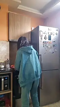 rposhta1991 online show from April 15, 2026, 5:24 am