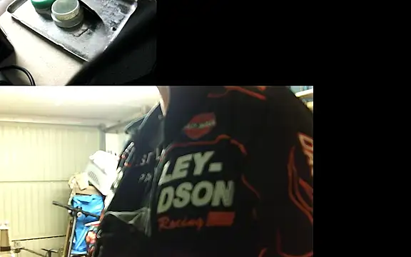 Snapshot of DasTomTom chatting on December 2, 2024, 12:47 am DasTomTom online show from December 2, 2024, 12:47 am