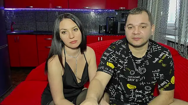 Snapshot of sladkayapara2019 chatting on March 5, 2025, 6:33 am sladkayapara2019 online show from March 5, 2025, 6:33 am