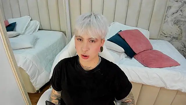 amy ink online show from September 15, 2025, 11:21 am