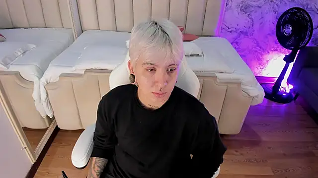 Snapshot of amy_ink chatting on September 29, 2025, 11:27 am amy ink online show from September 29, 2025, 11:27 am