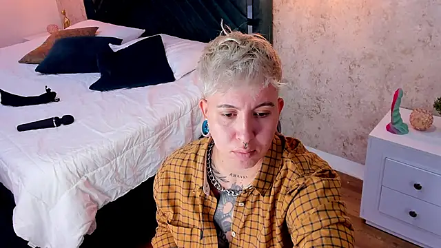 amy ink online show from February 10, 2025, 3:42 pm