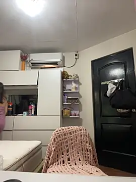 Snapshot of asianmystery203 chatting on October 4, 2025, 2:35 am asianmystery203 online show from October 4, 2025, 2:35 am