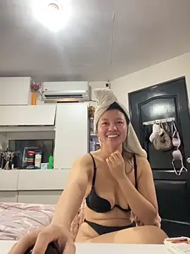 Snapshot of asianmystery203 chatting on September 25, 2025, 1:55 am asianmystery203 online show from September 25, 2025, 1:55 am