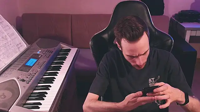 Sweetparker online show from October 28, 2025, 4:06 pm