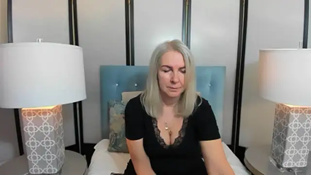 EricaTop online show from January 8, 2026, 9:32 pm