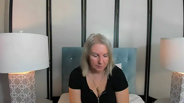 EricaTop online show from January 12, 2025, 6:17 am