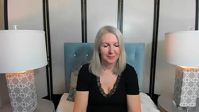 EricaTop online show from February 19, 2026, 9:34 pm