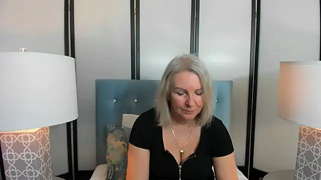 EricaTop online show from January 13, 2025, 5:02 pm