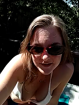 SwedishJennifer online show from May 29, 2026, 11:16 am