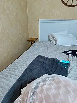 Snapshot of SwedishJennifer chatting on October 9, 2025, 2:28 pm SwedishJennifer online show from October 9, 2025, 2:28 pm