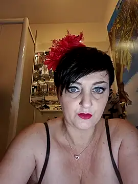 Snapshot of lucillabollente chatting on October 6, 2025, 4:02 am lucillabollente online show from October 6, 2025, 4:02 am