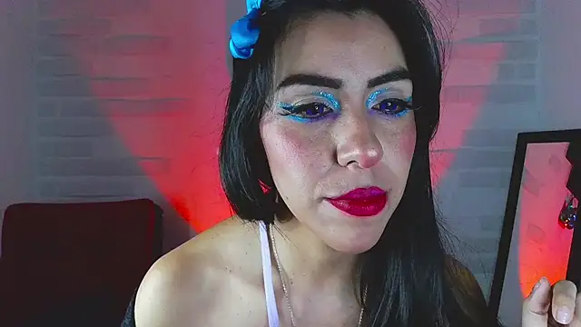 sky girl1 online show from February 3, 2025, 4:57 am