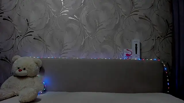 Snapshot of Malika_Lisan chatting on March 21, 2025, 1:45 am Malika Lisan online show from March 21, 2025, 1:45 am