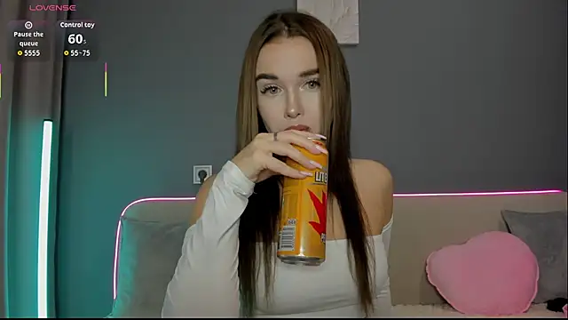 Malika Lisan online show from March 4, 2026, 1:24 am