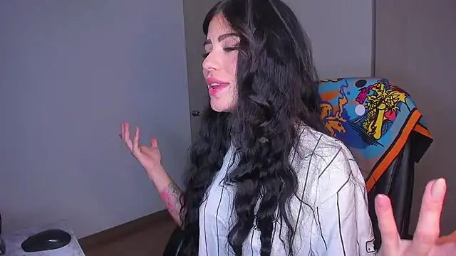 Snapshot of Lisegg_ chatting on September 30, 2025, 10:10 am Lisegg online show from September 30, 2025, 10:10 am