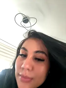 Snapshot of adrianalobo chatting on October 26, 2025, 9:48 pm adrianalobo online show from October 26, 2025, 9:48 pm