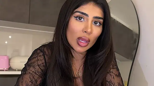 ArabicBarbie online show from November 30, 2025, 11:05 pm