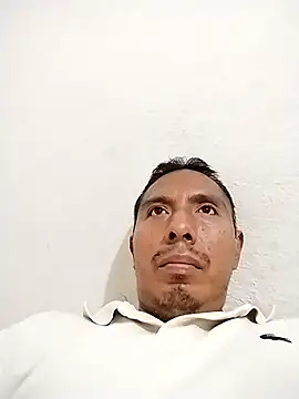 Snapshot of desnudo_Sexoxo chatting on February 26, 2025, 3:46 am desnudo Sexoxo online show from February 26, 2025, 3:46 am