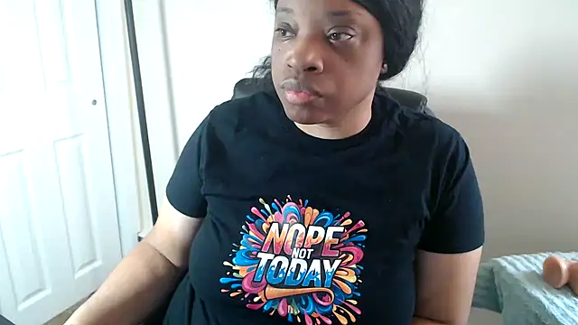 Sexymona1218 online show from June 2, 2026, 12:49 pm