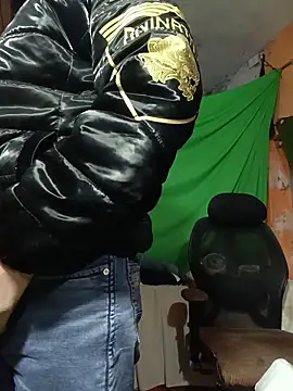 desiboy1101 online show from January 18, 2026, 8:51 am