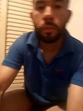 Snapshot of DOM22CM chatting on October 12, 2025, 3:08 am DOM22CM online show from October 12, 2025, 3:08 am