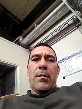 dick81 online show from March 13, 2026, 2:33 pm