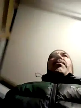 dick81 online show from February 2, 2026, 9:03 pm