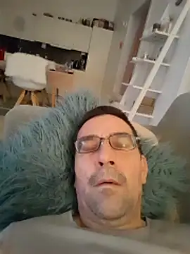 dick81 online show from February 1, 2026, 11:19 am