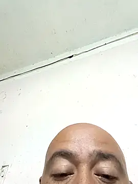 GeorgeVergaGrues online show from September 29, 2025, 1:45 am