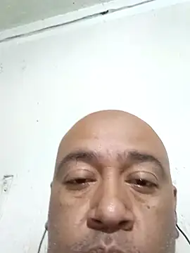 GeorgeVergaGrues online show from February 25, 2025, 2:58 am