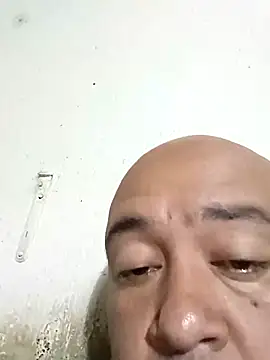 GeorgeVergaGrues online show from February 24, 2025, 2:40 am