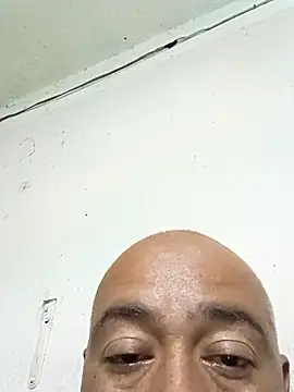 GeorgeVergaGrues online show from October 8, 2025, 3:19 am