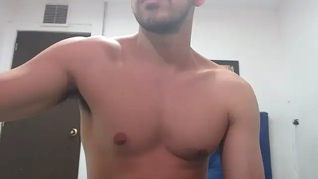 Snapshot of BruceAnRobin chatting on December 2, 2024, 3:20 pm BruceAnRobin online show from December 2, 2024, 3:20 pm