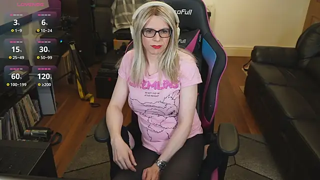 Snapshot of KelseyCobalt chatting on September 22, 2025, 8:26 pm KelseyCobalt online show from September 22, 2025, 8:26 pm