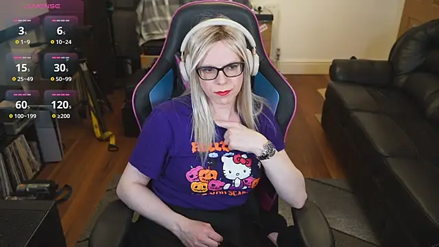 Snapshot of KelseyCobalt chatting on September 26, 2025, 10:16 pm KelseyCobalt online show from September 26, 2025, 10:16 pm