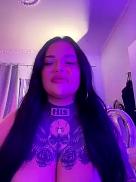 Snapshot of _MelinaCurves_ chatting on September 19, 2025, 7:07 pm MelinaCurves online show from September 19, 2025, 7:07 pm