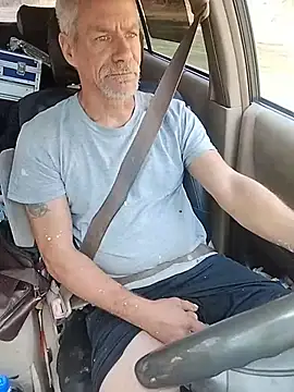 Biknight online show from March 10, 2026, 3:38 pm