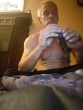 Snapshot of Biknight chatting on September 29, 2025, 5:03 am Biknight online show from September 29, 2025, 5:03 am