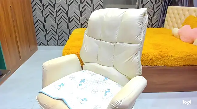 Snapshot of Toyota_Motor_Corporation chatting on March 5, 2025, 5:18 am Toyota Motor Corporation online show from March 5, 2025, 5:18 am