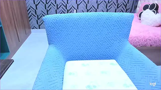 Snapshot of Toyota_Motor_Corporation chatting on October 30, 2025, 11:12 pm Toyota Motor Corporation online show from October 30, 2025, 11:12 pm