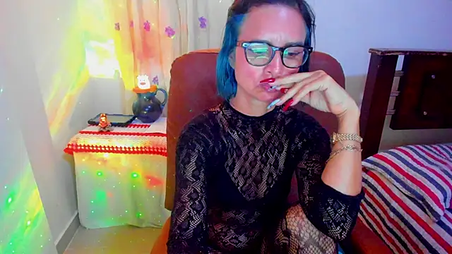 Snapshot of BrianaGarner chatting on October 23, 2025, 3:00 pm BrianaGarner online show from October 23, 2025, 3:00 pm