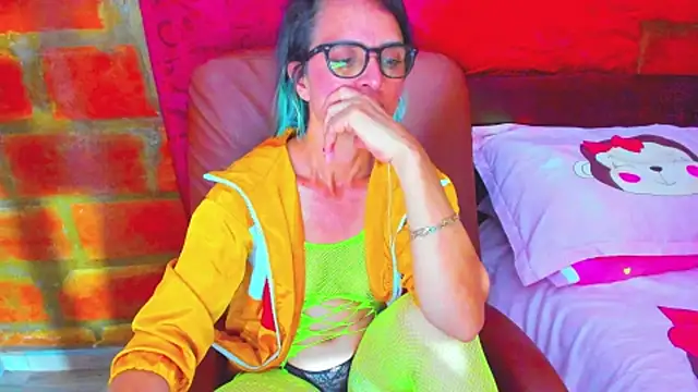 BrianaGarner online show from July 7, 2026, 1:52 am