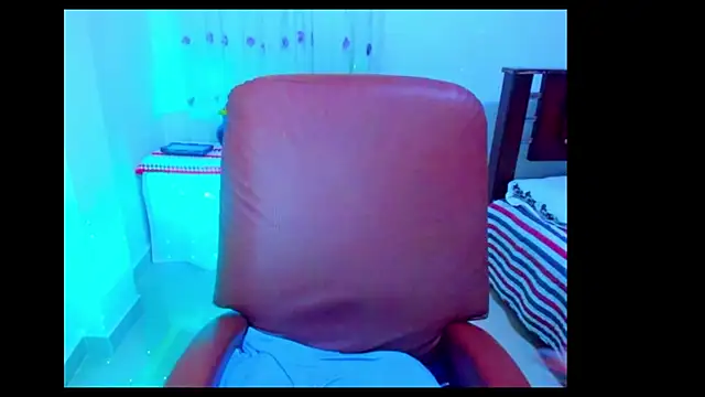 Snapshot of BrianaGarner chatting on October 17, 2025, 9:05 pm BrianaGarner online show from October 17, 2025, 9:05 pm