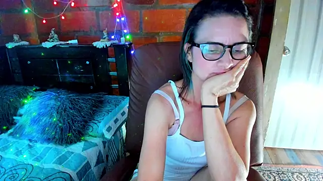 BrianaGarner online show from March 24, 2026, 6:19 pm