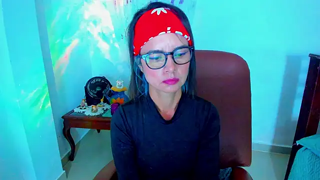 BrianaGarner online show from January 18, 2026, 9:13 am