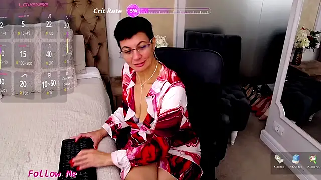 BustyPenellope online show from November 28, 2025, 3:50 am