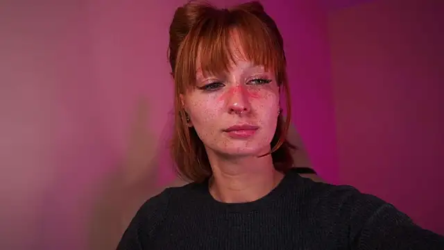 Snapshot of Liuba_Fox chatting on September 20, 2025, 6:35 pm Liuba Fox online show from September 20, 2025, 6:35 pm