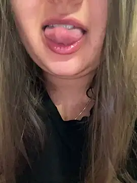 Snapshot of Jane_BBW chatting on January 18, 2026, 3:43 am Jane BBW online show from January 18, 2026, 3:43 am